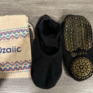 Black Non-Slip Socks Pilates Yoga Socks